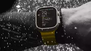 You Can Swim While Wearing An Apple Watch