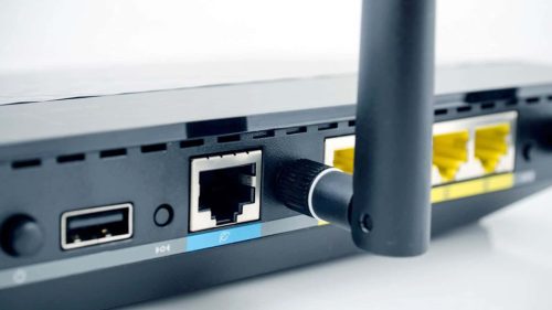 Share Your Data From Everywhere Through Wi-Fi Router USB Port